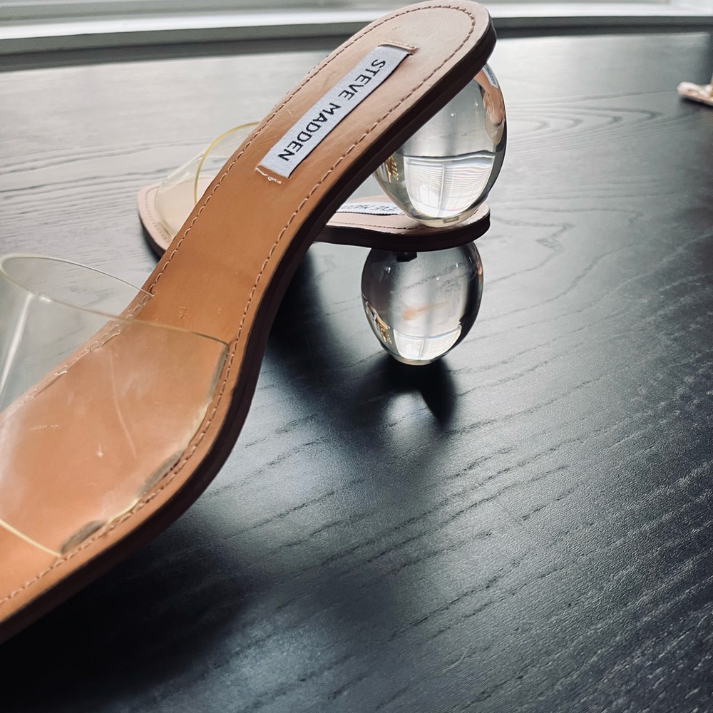 Steve Madden clear sandals - Picture 6 of 6